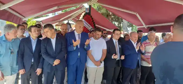 Mehmet İşcan Defnedildi