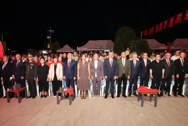 TEKİRDAĞ NKÜ 15 TEMMUZ DEMOKRASİ VE MİLLİ BİRLİK GÜNÜ ANMA ETKİNLİKLERİNE KATILDI