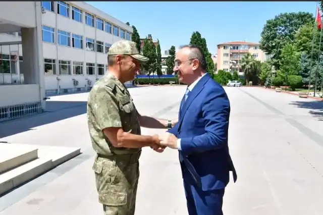 Vali Soytürk 2. Kolordu Komutanı Vural’ı Ziyaret Etti