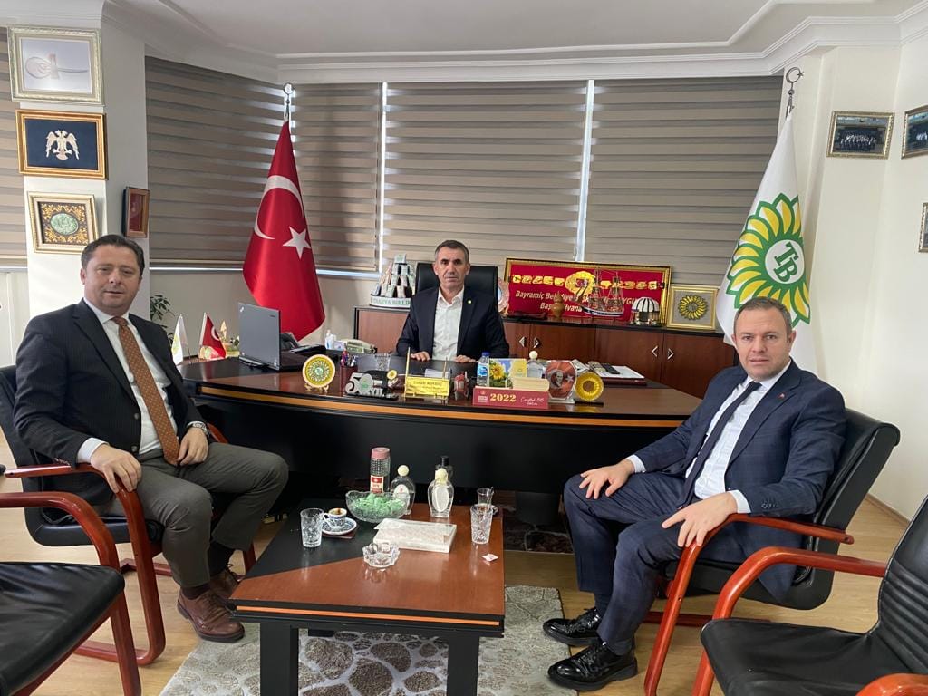 KTSO Başkanları Ilık ile Özsan, Trakya Birlik Yönetim Kurulu Başkanı Kırbiç’i ziyaret etti