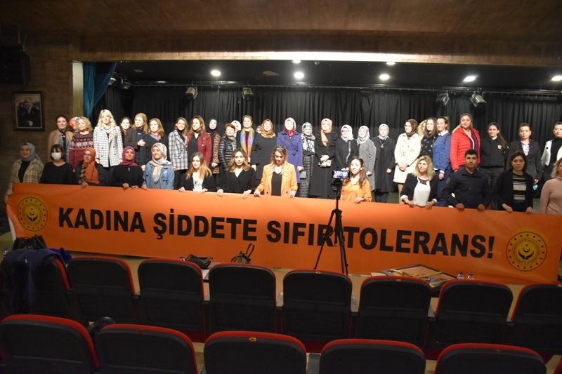 25 KASIM KADINA YÖNELİK ŞİDDETE KARŞI ULUSLARARASI MÜCADELE GÜNÜ KONFERANSI