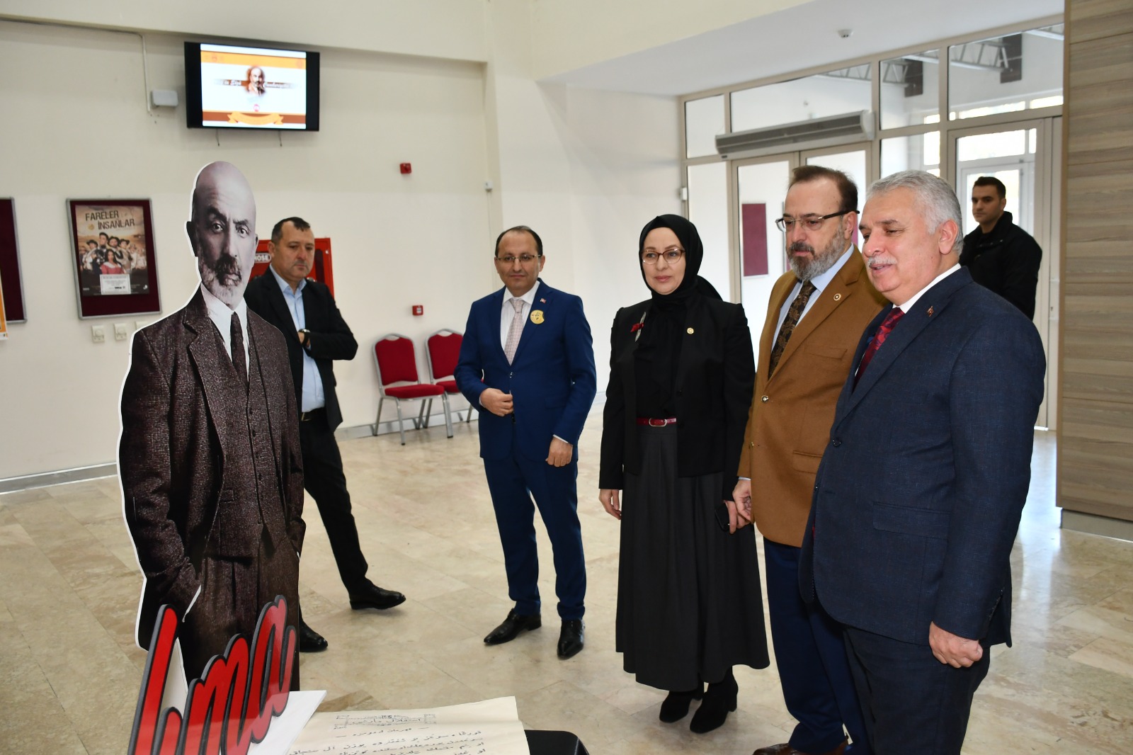Vali Aziz Yıldırım Mehmet Akif Ersoy’u Anma Programına Katıldı