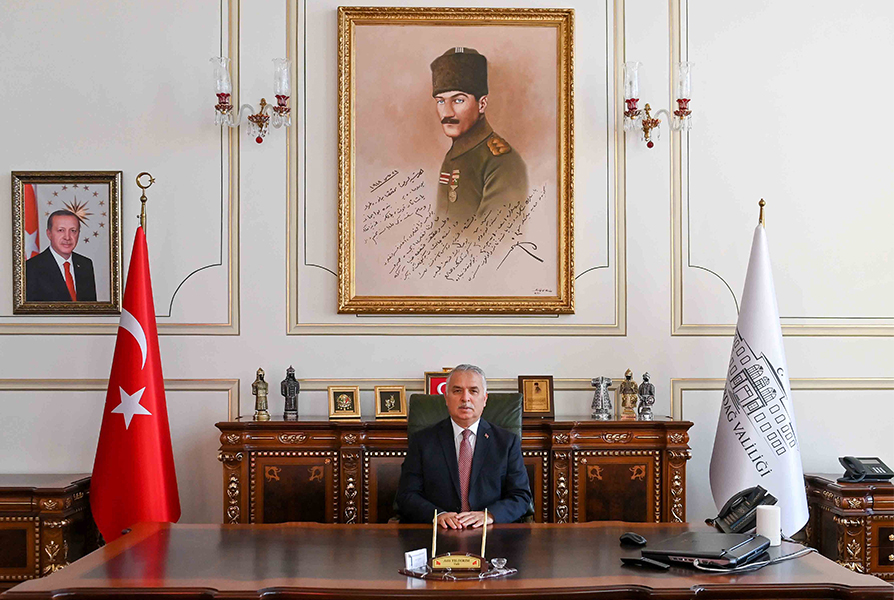 TEKİRDAĞ VALİSİ AZİZ YILDIRIM’IN YENİ YIL MESAJI