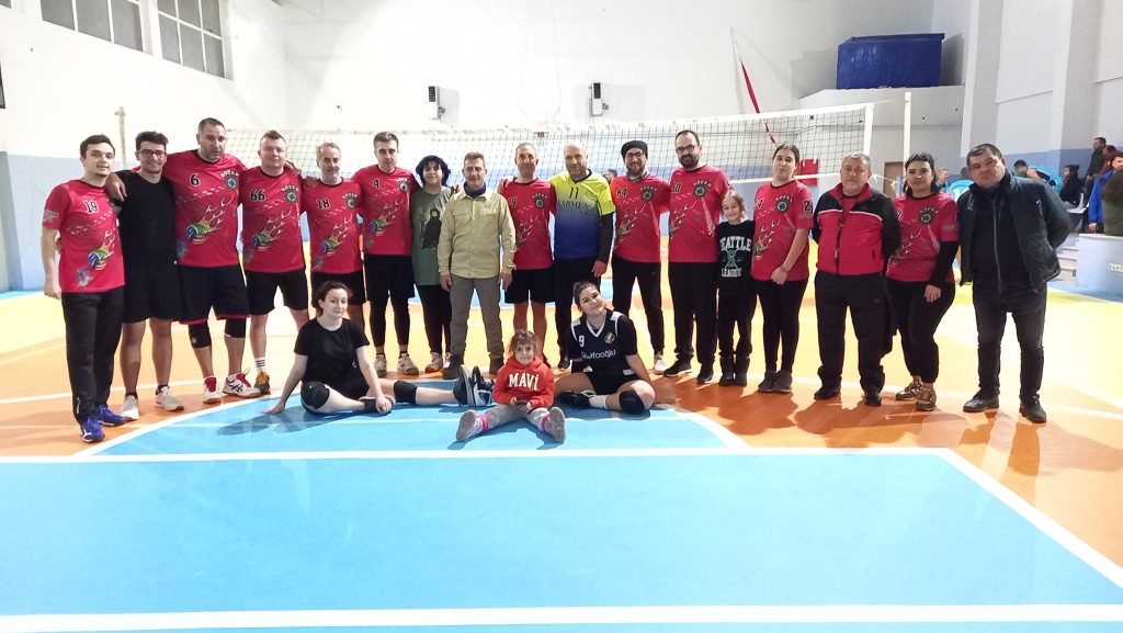 Keşan DOÇEK Voleybol Takımının bu haftaki konuğu Süleymanpaşa Belediyesi Voleybol Takımı oldu.