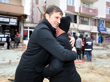 ÇERKEZKÖY’E BİR MEYDAN DAHA KAZANDIRIYORUZ