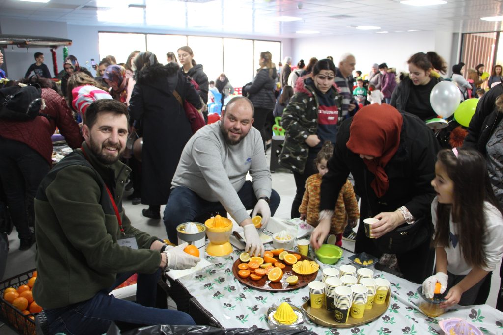 Çocuklar, Mutlu Çocuk Saatleri’nde gönüllerince eğlendi