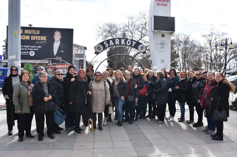 ŞARKÖYDE ÖLDÜRÜLEN AYŞENUR AKKURT İÇİN KADIN PLATFORMLARINDAN BASIN AÇIKLAMASI..