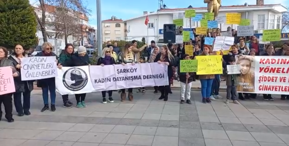 Tekirdağ Şarköy de kadın cinayetleri kınandı.