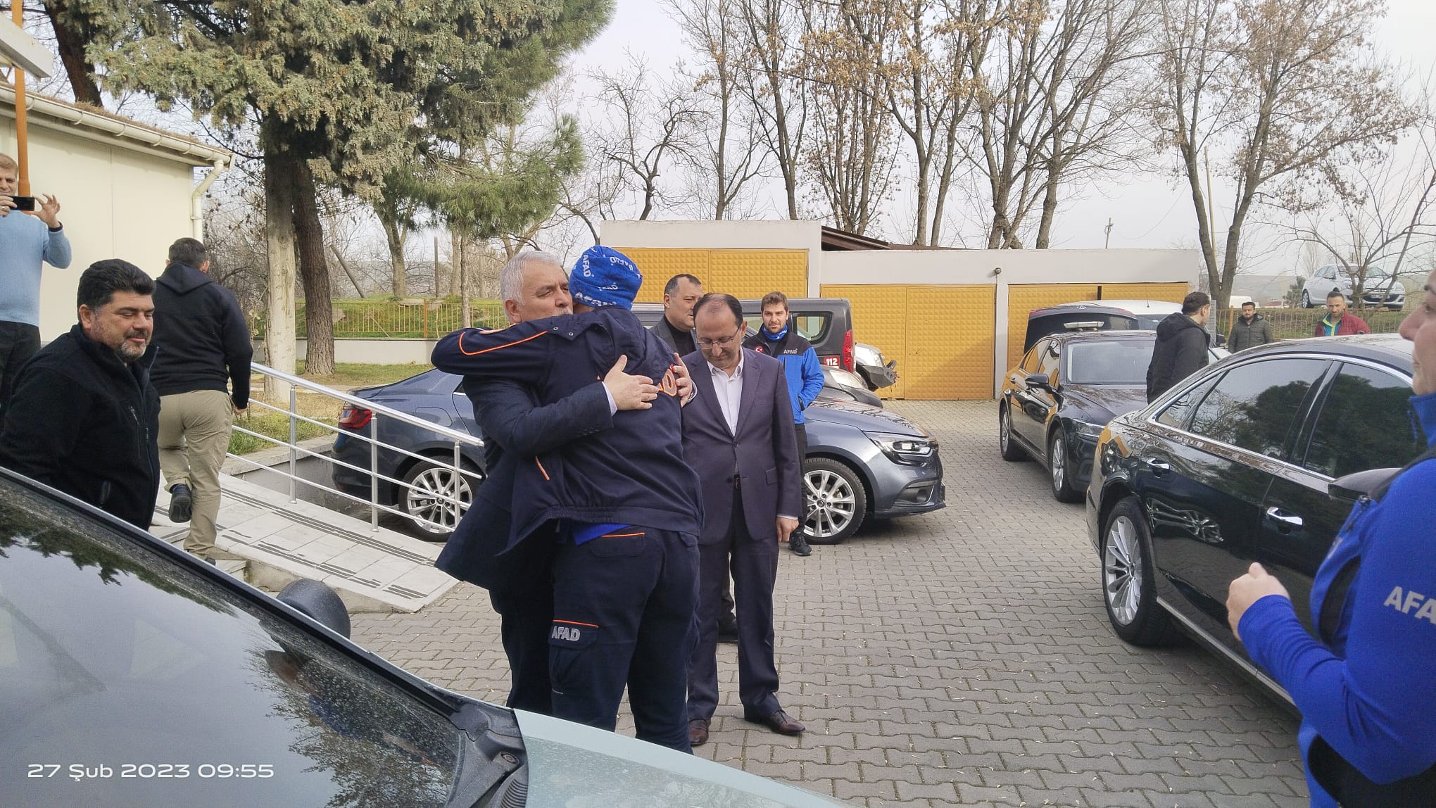 Vali Aziz Yıldırım Deprem Bölgesinden Dönen AFAD İl Müdürlüğü Görevlilerini Karşıladı