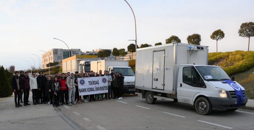 NKÜ’deDeprem Bölgesi İçin Toplanan Yardımlar Dualarla Uğurlandı