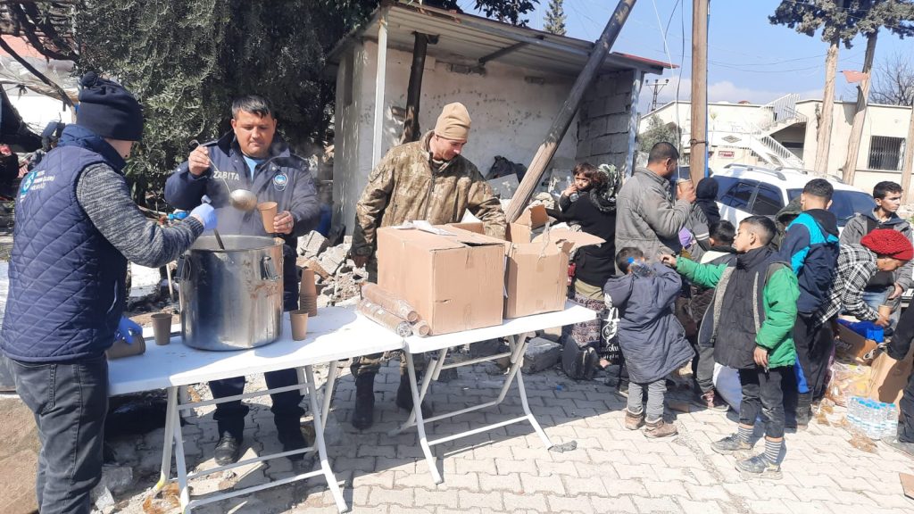 Mobil Aşevi Hatay’da hizmet vermeye başladı