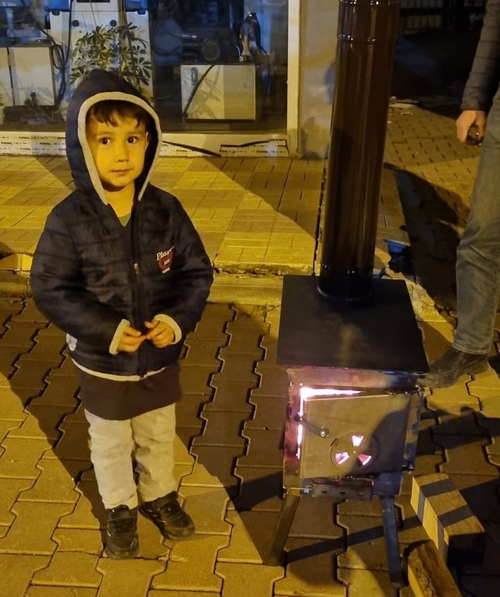 Kıray Makine Firmasının Ürettiği Sobalar Kahramanmaraş’ta Kullanılmaya Başlandı