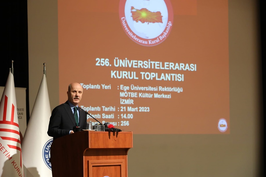 Prof. Dr. Celalettin VATANDAŞ, İzmir’de Üniversitelerarası Kurul Toplantısına Katıldı