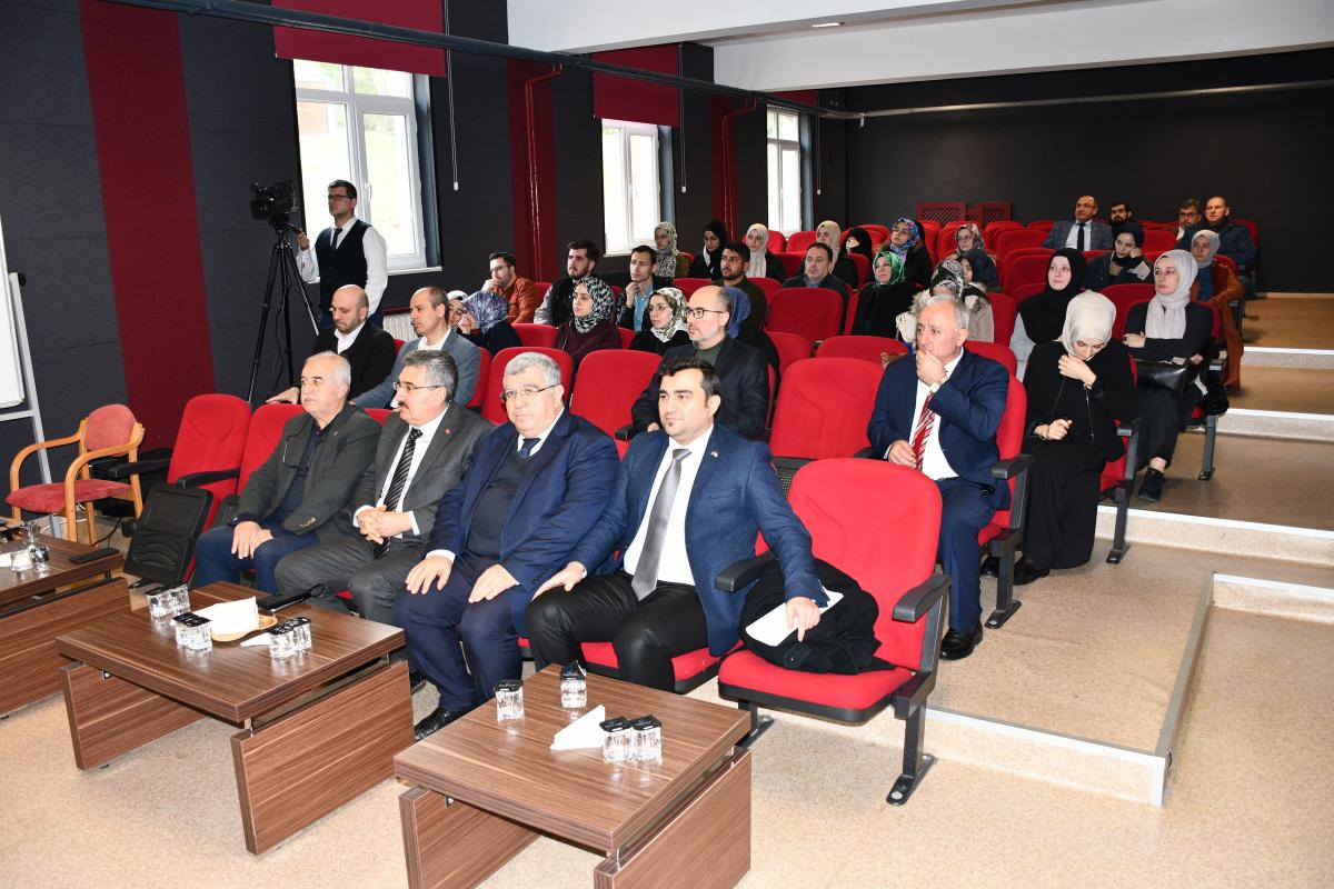 Kur’an’ın Otantikliği Adlı Konferans Gerçekleştirildi