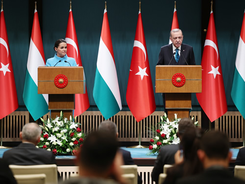 “Macaristan’ın Türkiye-AB ilişkilerindeki olumlu gündeme desteğini sürdürmesini bekliyoruz”