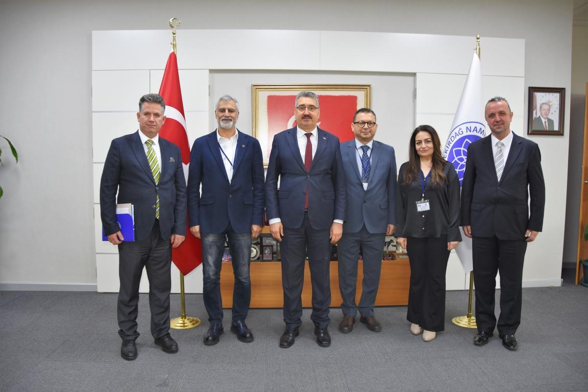 FEDEK Takımından NKÜ ye Veda Ziyareti