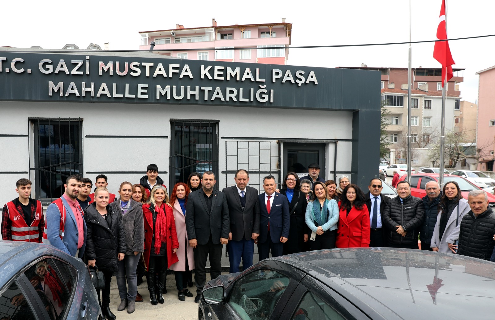 CHP HEYETİ MUHTARLARI ZİYARET ETTİ