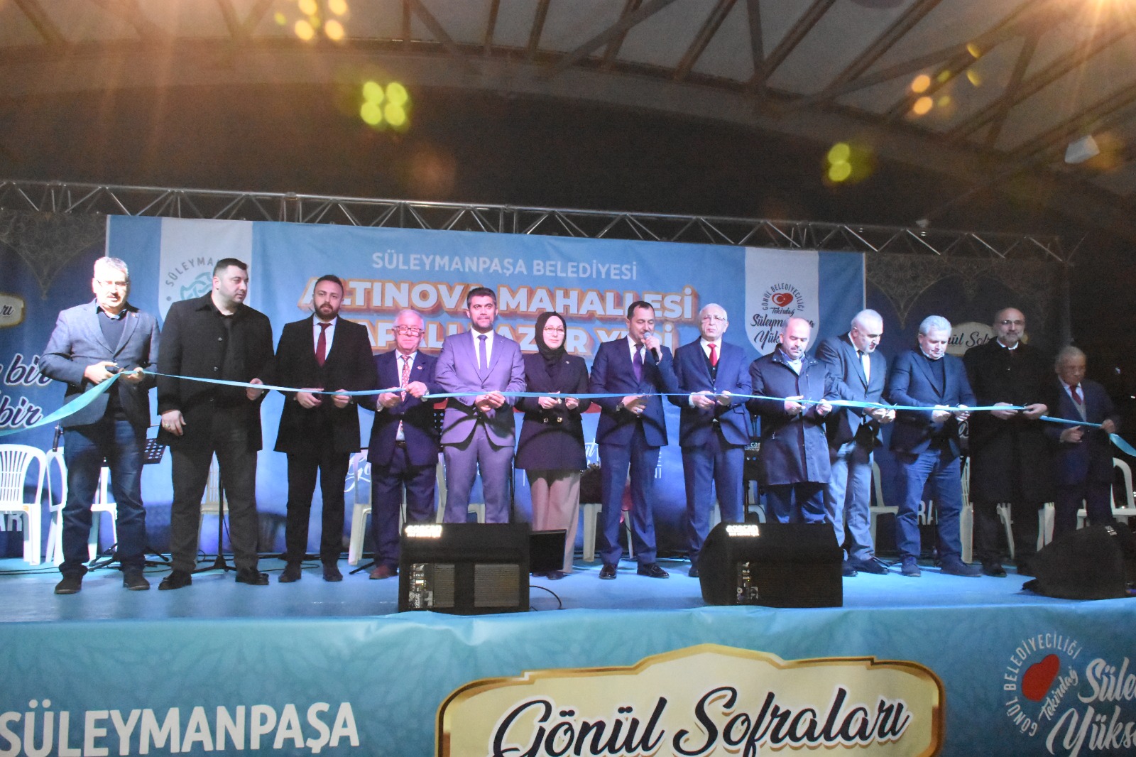 Altınova Kapalı Pazar Yeri açıldı.