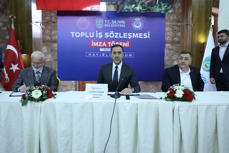 SİLİVRİ BELEDİYESİNDE TOPLU İŞ SÖZLEŞMESİ İMZALANDI