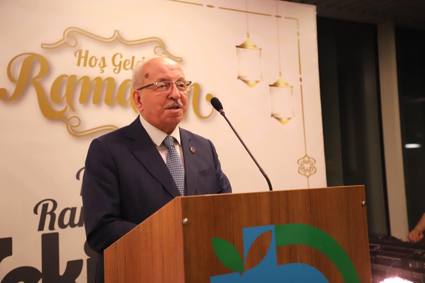 BAŞKAN ALBAYRAK, BÜYÜKŞEHİR BELEDİYESİ MECLİS ÜYELERİYLE İFTARDA BULUŞTU
