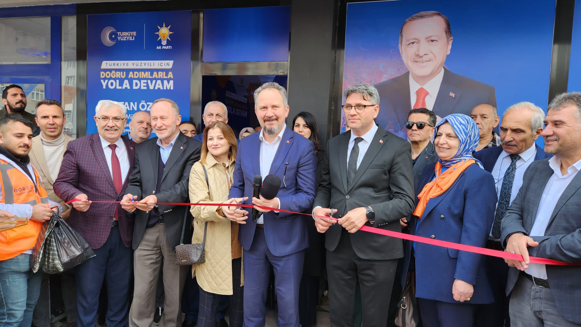 MESTAN ÖZCAN: ÇERKEZKÖY 14 MAYIS’TA TÜRKİYE YÜZYILI İÇİN DESTAN YAZACAK