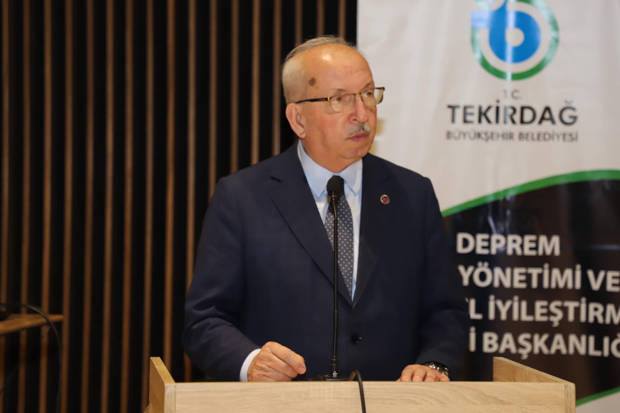 BÜYÜKŞEHİR BELEDİYESİ KENTSEL DÖNÜŞÜM ÇALIŞMALARI VE UYGULAMALARI TOPLANTISINA EV SAHİPLİĞİ YAPTI