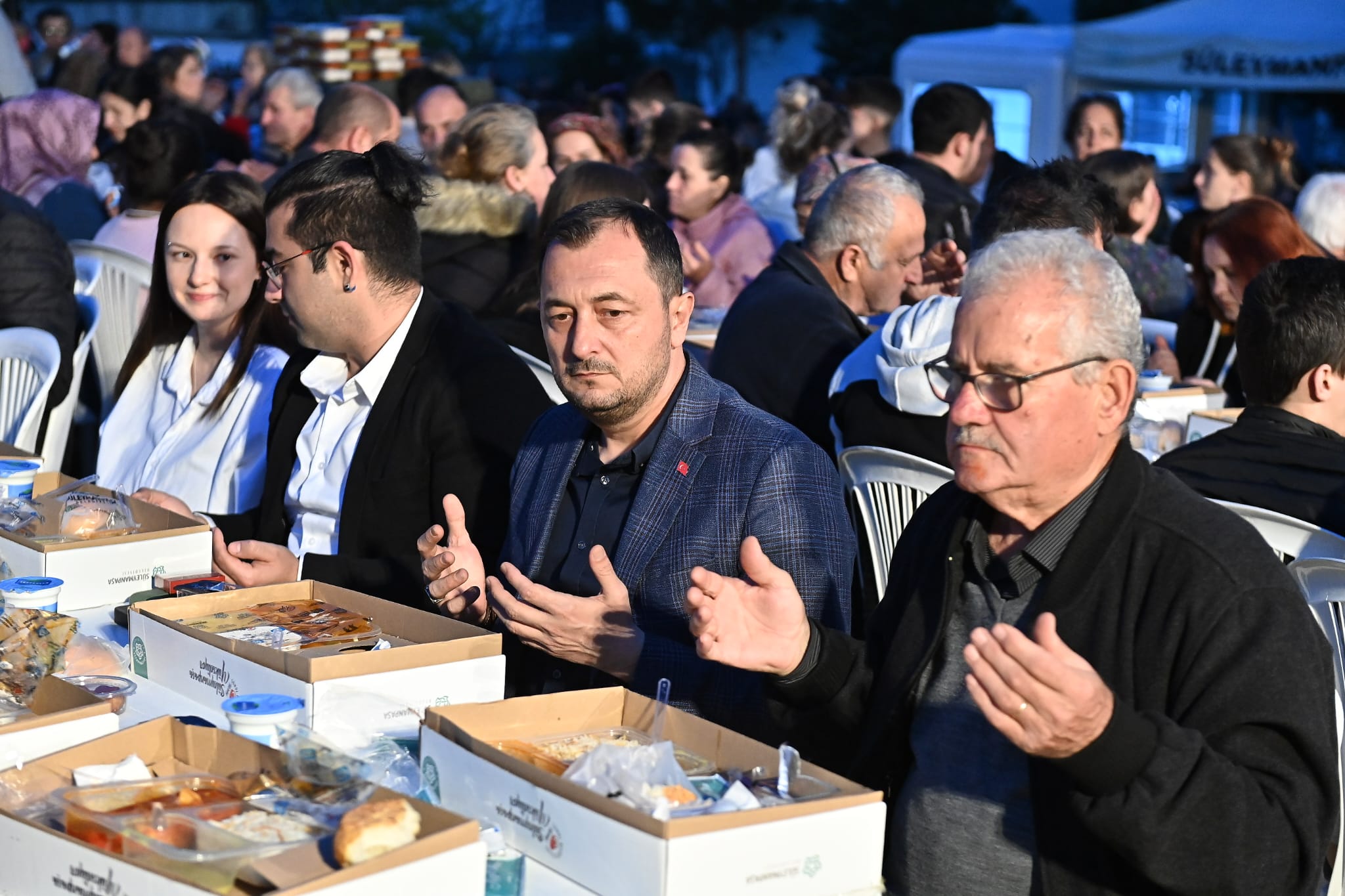 Üç mahallede Gönül Sofrası bereketi
