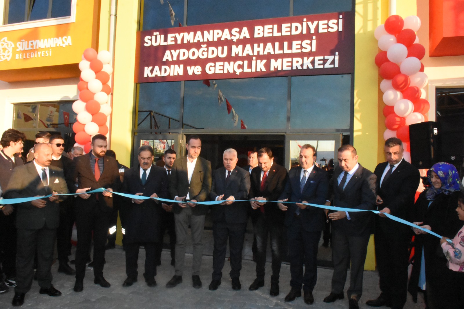 Kadın ve Gençlik Merkezi Açıldı