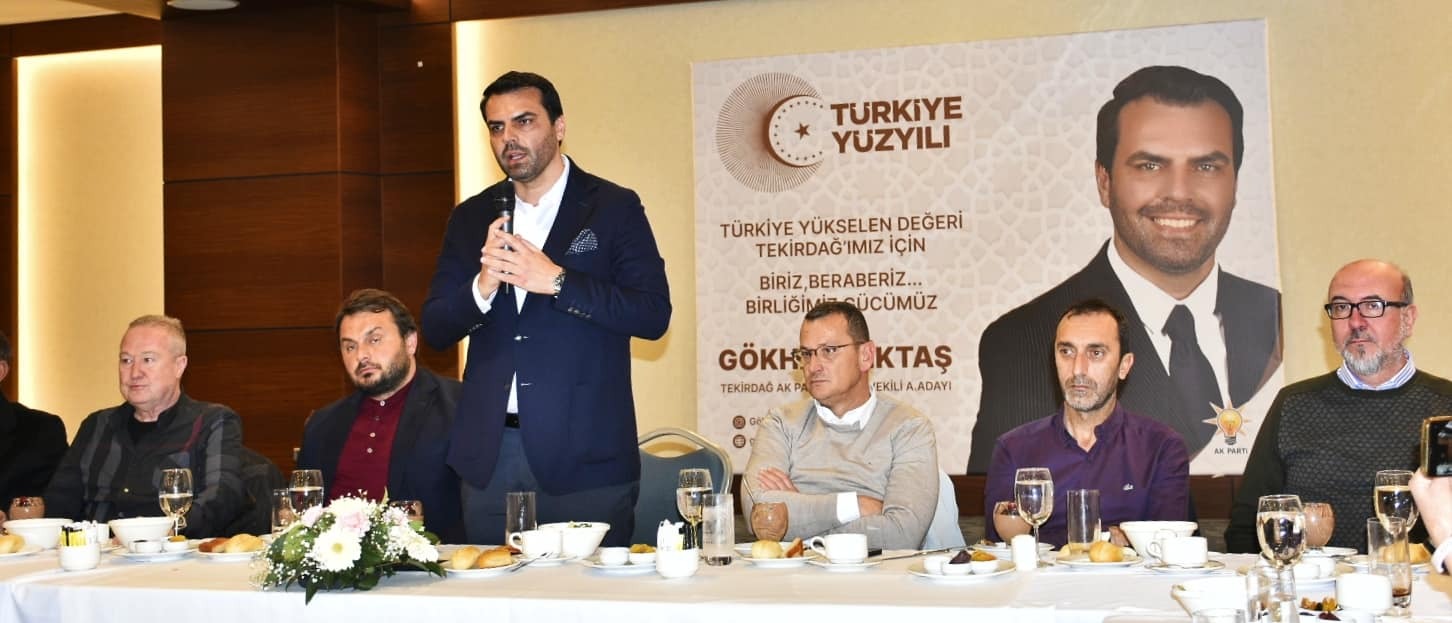 Diktaş, İftar Yemeği Düzenledi
