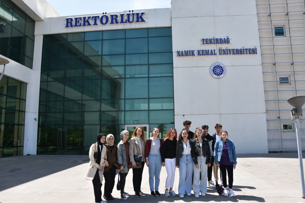 Zübeyde Hanım Mesleki ve Teknik Anadolu Lisesi Gıda Teknolojisi Alanı Öğrencilerinden NKÜ Ziyaretİ