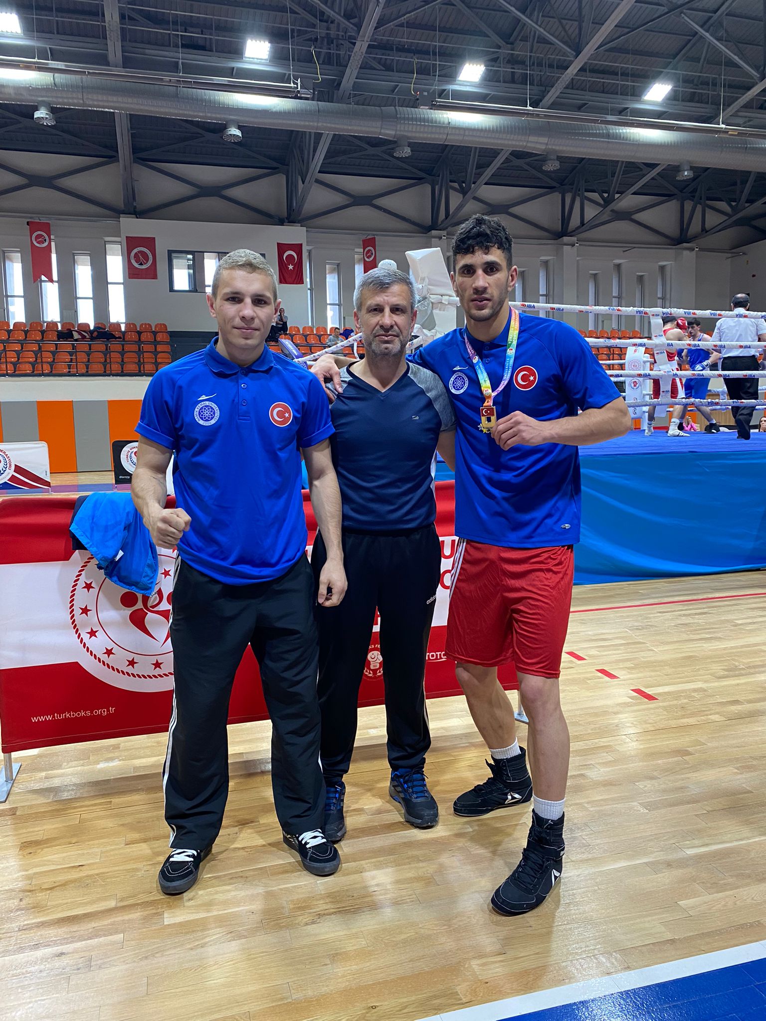 ÜNİLİG Boks Müsabakasında Tekirdağ NKÜ’ye Altın Madalya