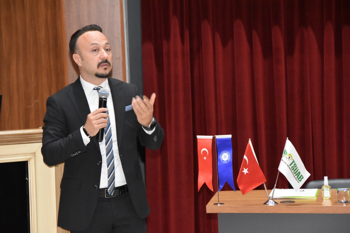 Tekirdağ NKÜ’de Tohumculuk Sektöründe İnovatif Yaklaşımlar Konulu Tohumculuk Çalıştayı Düzenlendi