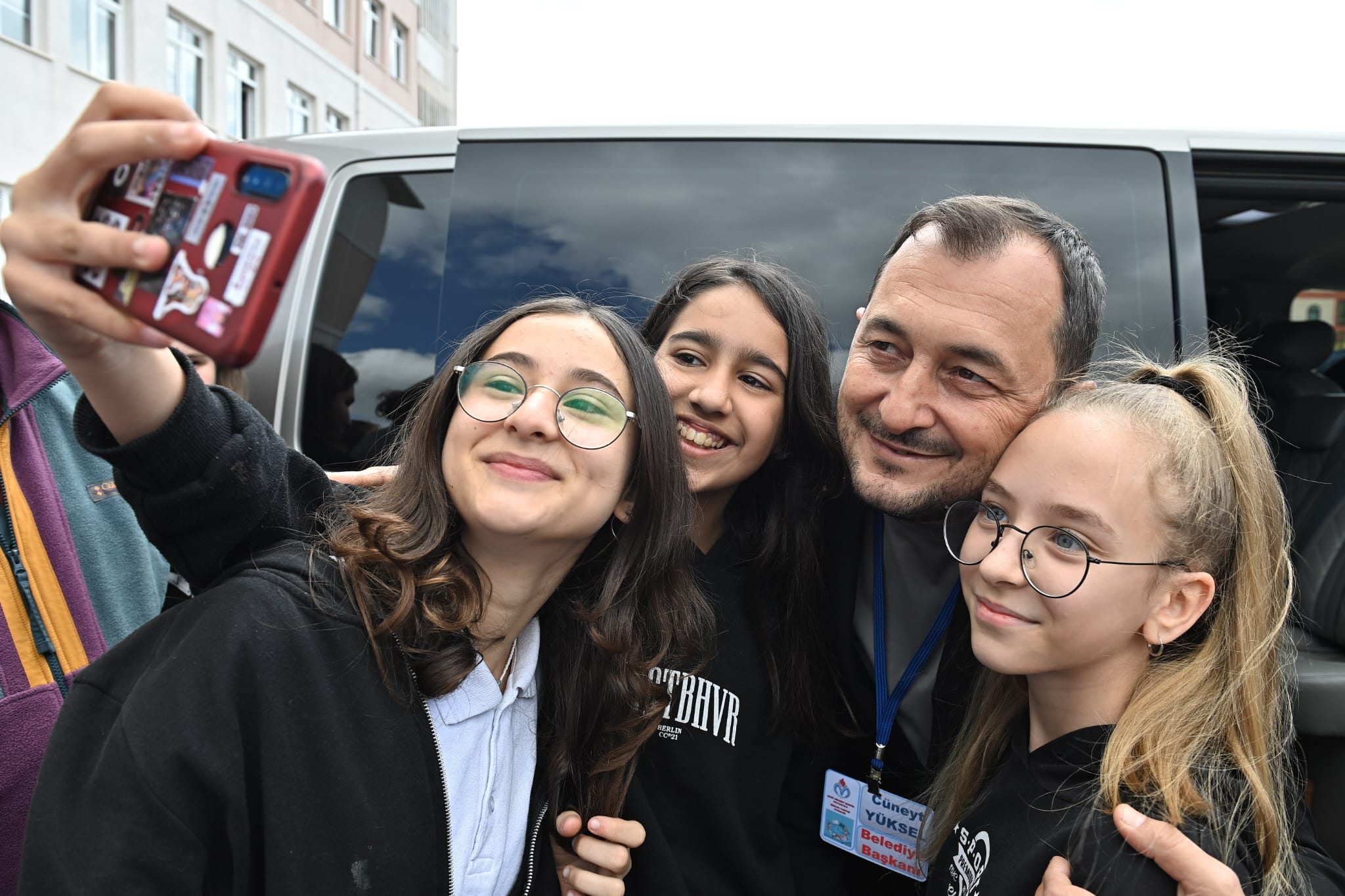 Başkan Yüksel Meslek Tanıtım Şenliğinde öğrencilerle buluştu