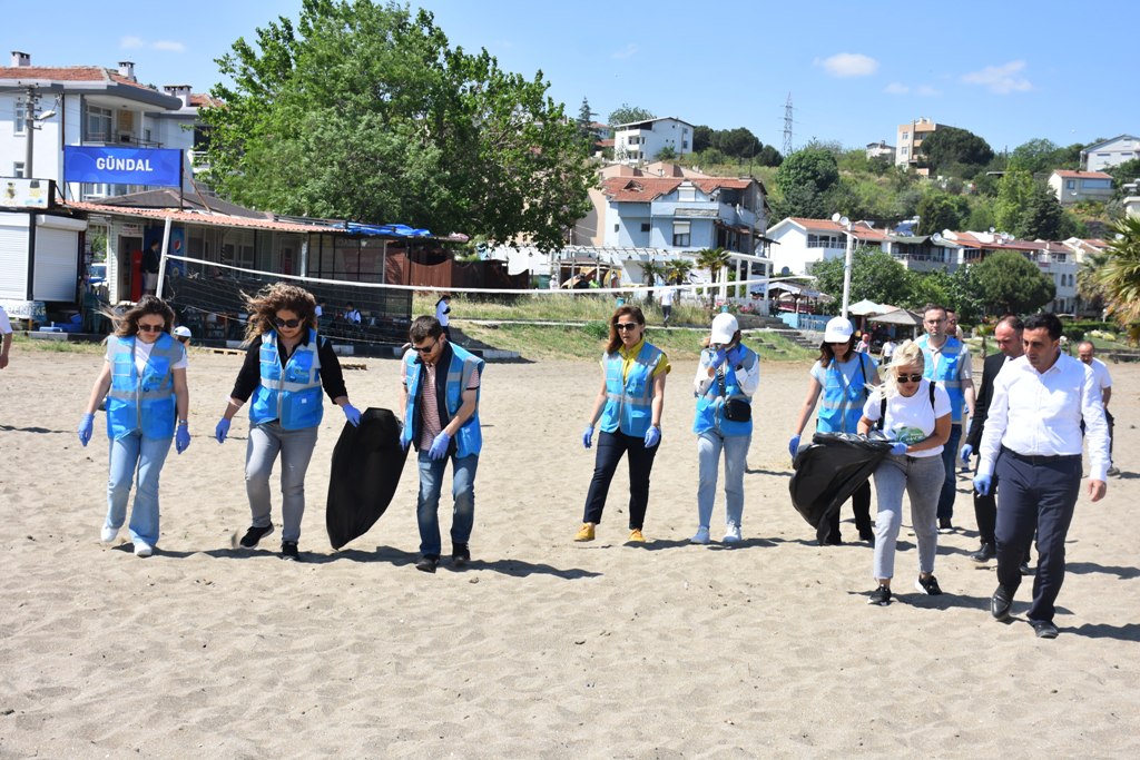 ASYAPORT ÇEVRE ETKİNLİĞİ BU YIL DA GÜNDAL PLAJINDA YAPILDI