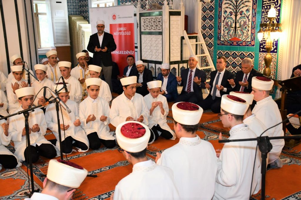 Tekirdağ Valisi Aziz Yıldırım Hafızlık İcazet Merasimine Katıldı