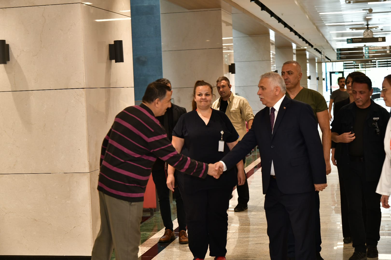 Vali Aziz Yıldırım Tekirdağ Dr. İsmail Fehmi Cumalıoğlu Şehir Hastanesi’ni Ziyaret Etti