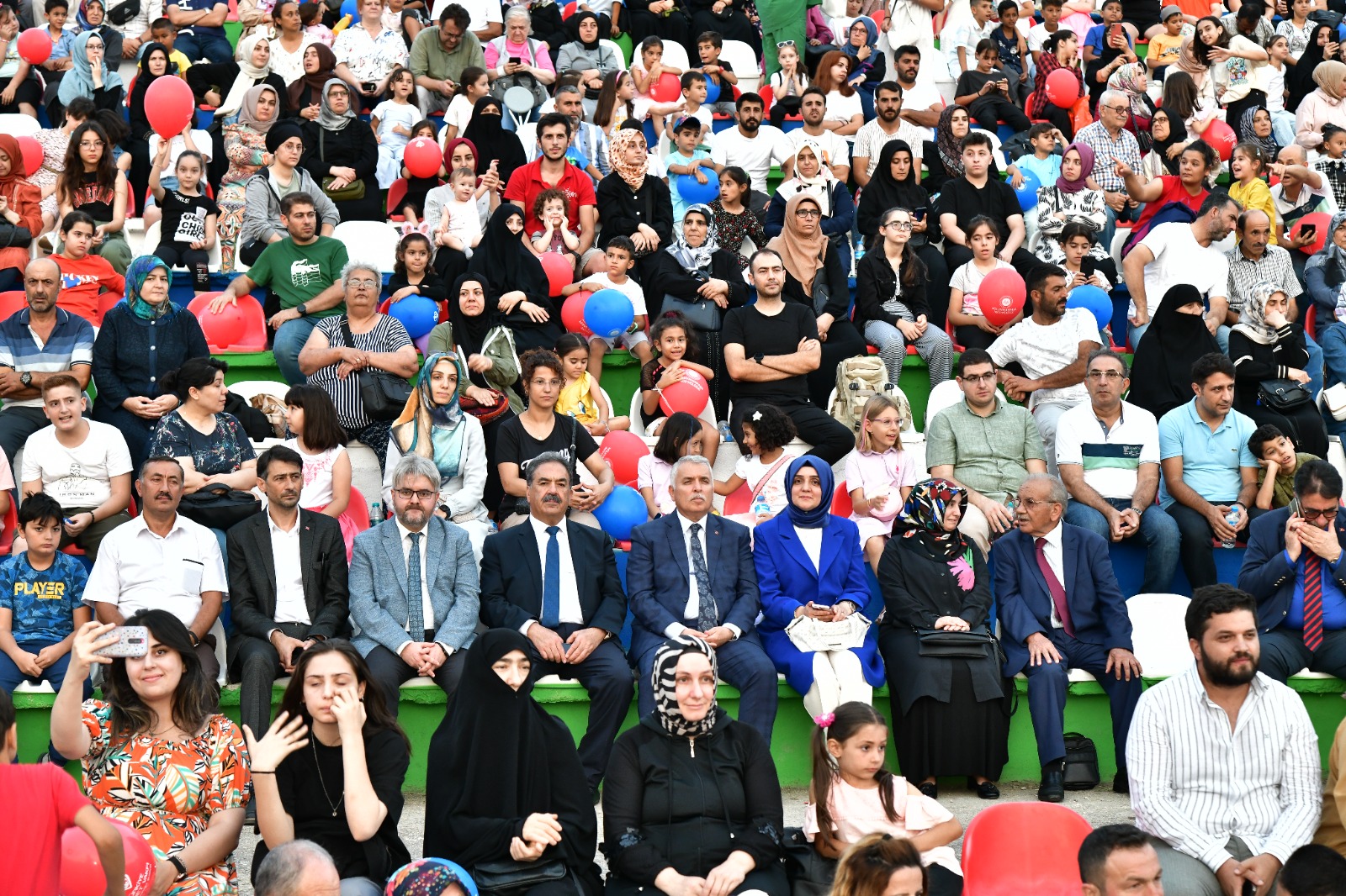Vali Aziz Yıldırım Yaz Kuran Kursları Şenliği’ne Katıldı