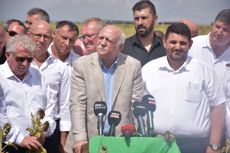 Bayraktar: Ayçiçeğinde çok büyük üretim düşmesi var