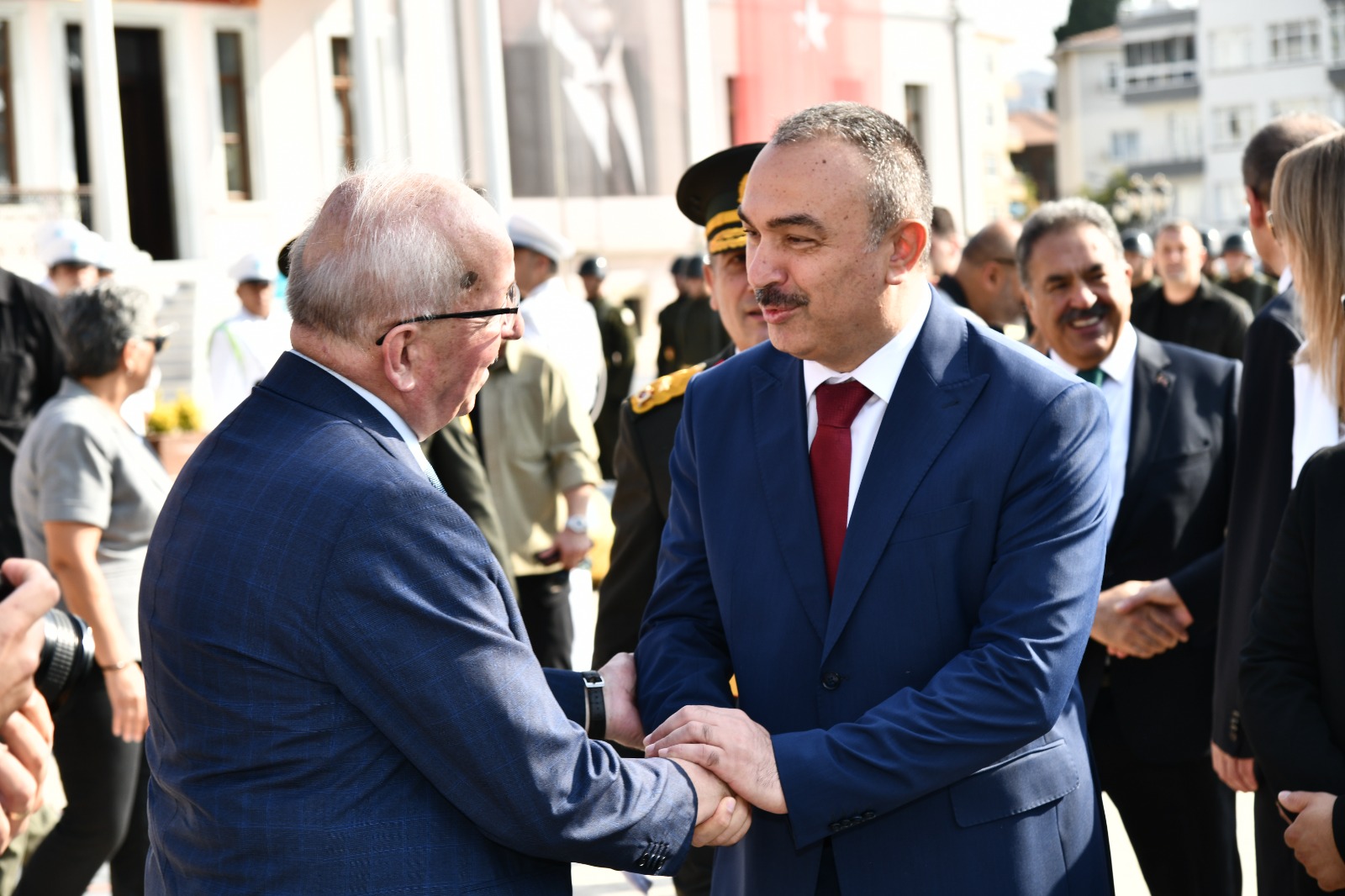 30 Ağustos Zafer Bayramı Münasebetiyle Atatürk Anıtı’na Çelenk Sunuldu