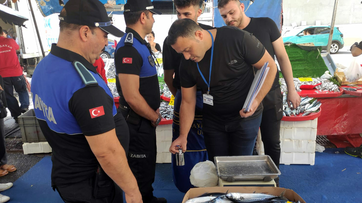 Zabıta Ekipleri Pazar Denetimi Gerçekleştirdi