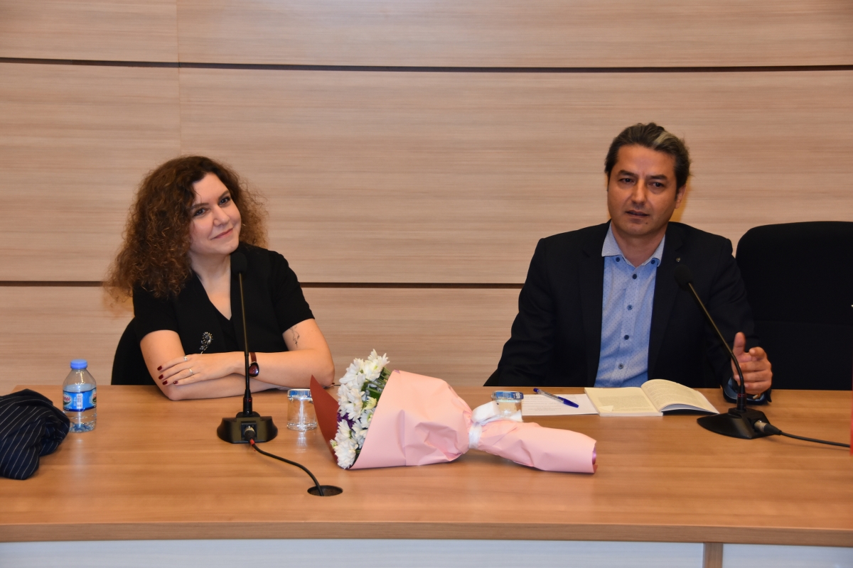 “Yazar Selda Uygur’la Söyleşi” Programı Gerçekleştirildi