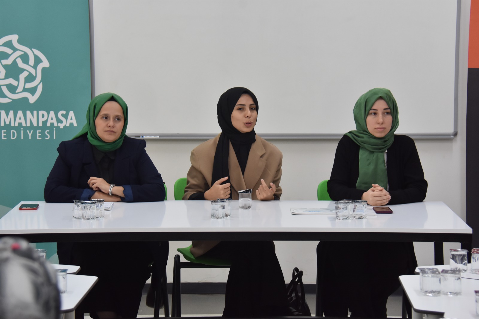 Aydoğdu Kadın ve Gençlik Merkezi bilgilendirme seminerlerine devam ediyor