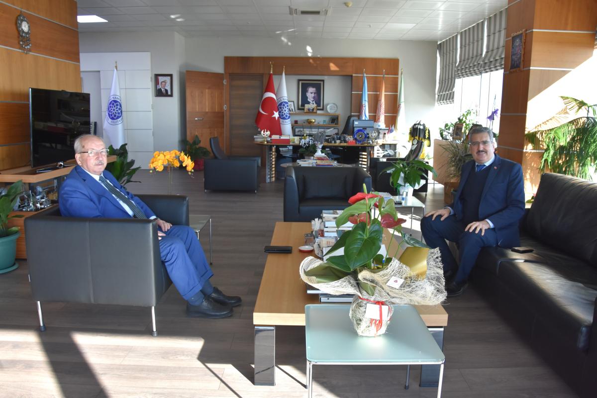 Tekirdağ Büyükşehir Belediye Başkanı’ndan Rektöre Ziyaret