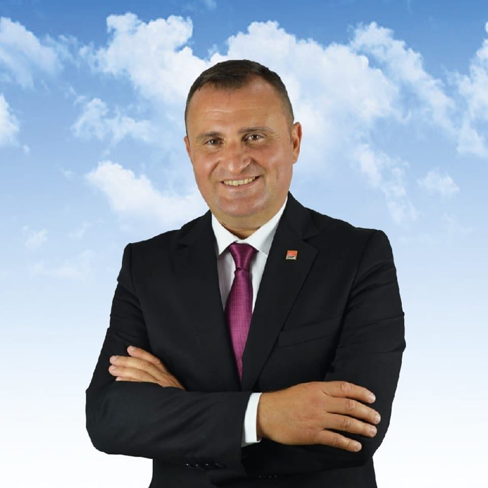 HASAN AYDIK ÖN SEÇİMDEN ÇEKİLDİ