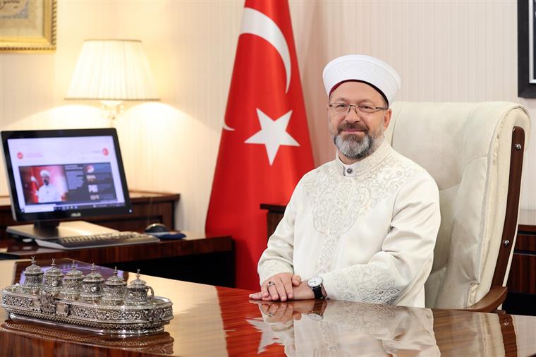 Diyanet İşleri Başkanı Erbaş’tan Regaib Gecesi mesajı