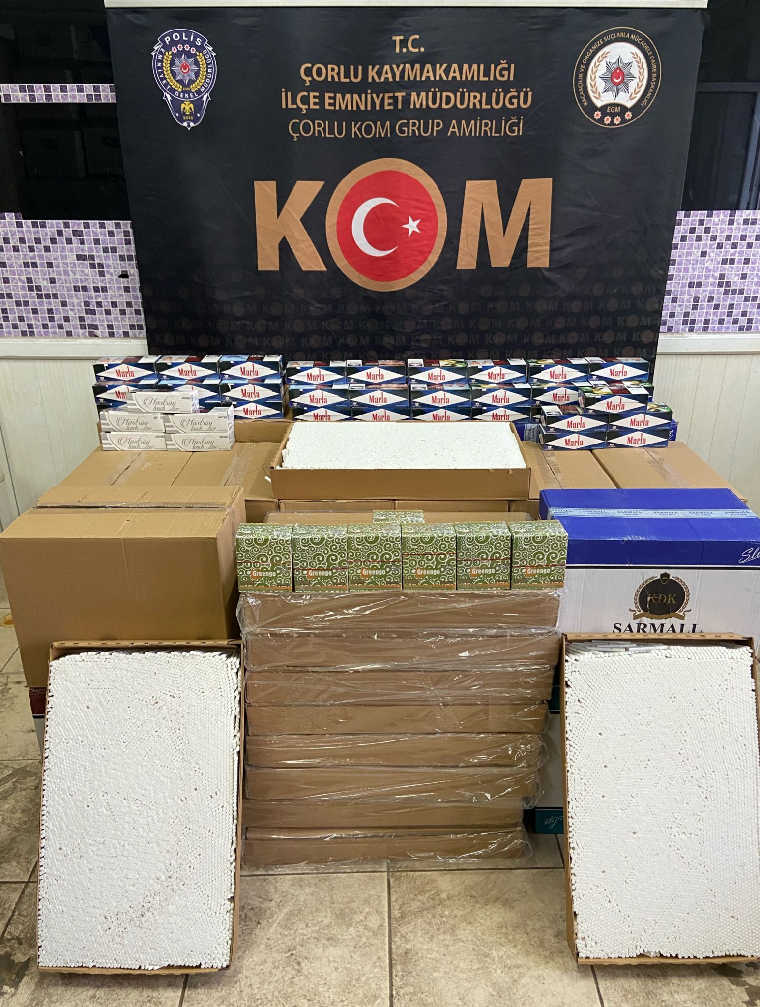kom12224
