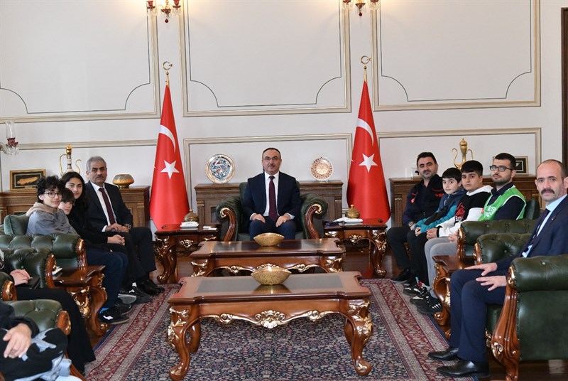 İHH Tekirdağ İl Başkanı Vali Soytürk’ü Ziyaret Etti