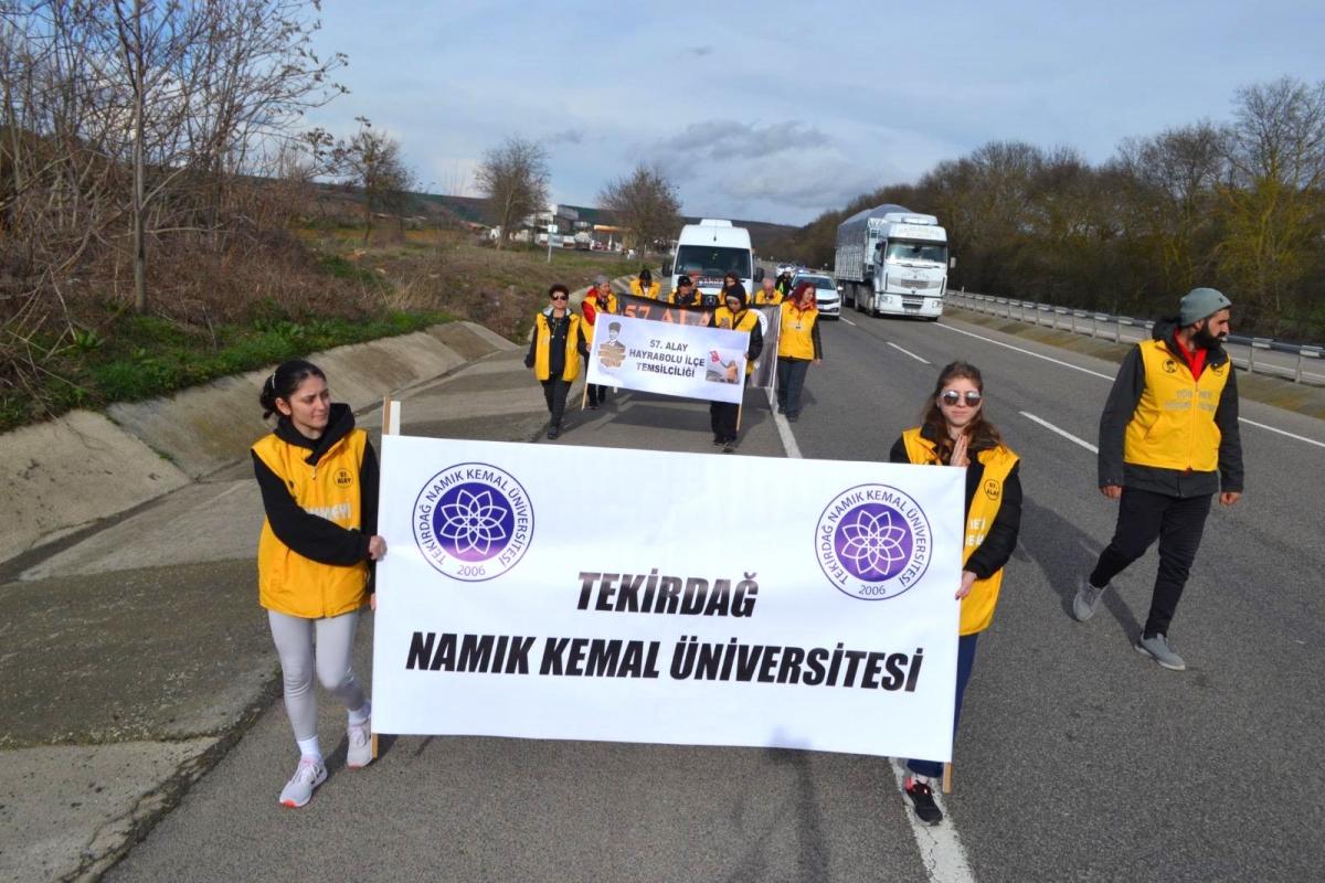NKÜ Öğrencileri 14. Geleneksel 57. Alay Tekirdağ-Çanakkale Tarihi Yürüyüşünü Tamamladı02-04-202