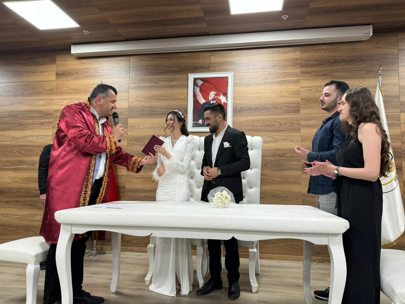 Başkan Taşyasan ilk nikahını kıydı