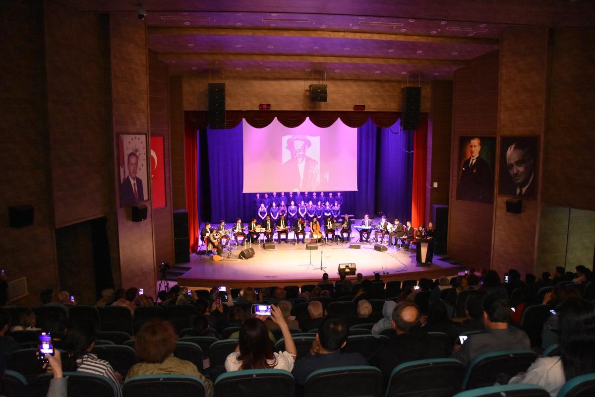 “Aşık Veysel Dostlar Seni Unutmadı” Konserine Büyük İlgi